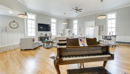 Unique Church Turned Family Retreat Relax and Enjoy - Foto 3