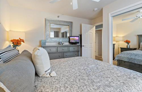 Modern Decor, Views, Grill, Workstation, Boat + 2 PWC Slips & Resort-Style Amenities - Foto 21