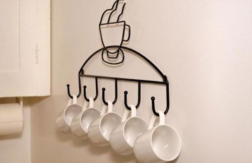 The Nest Cottage with Hot Tub in Downtown Manitou Springs - Foto 25