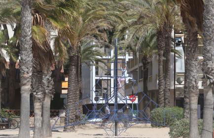 SOLIMAR 10 SALOU Solo FAMILIAS con Parking y piscina - Foto 3