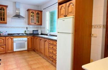 Chalet con jardin cerca de la playa - Foto 6