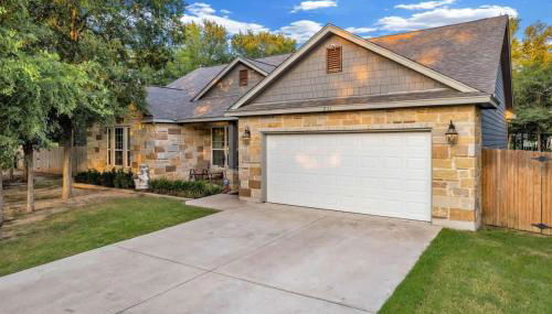 Hot Tub - River Nearby - Quiet Street - Foto 1