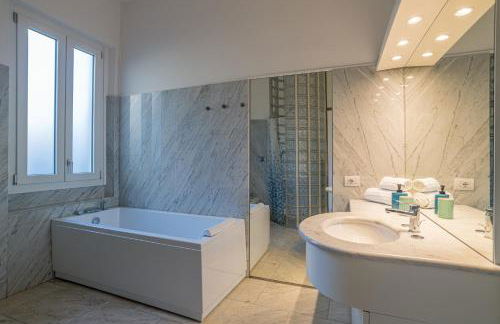 Casa Bambu - splendida vista lago e posto auto - Foto 24