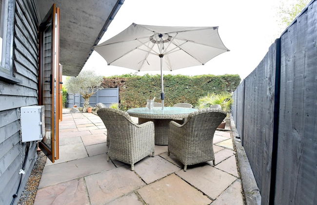 Gorgeous 3BD Cottage in the Heart of Guildford - Foto 11