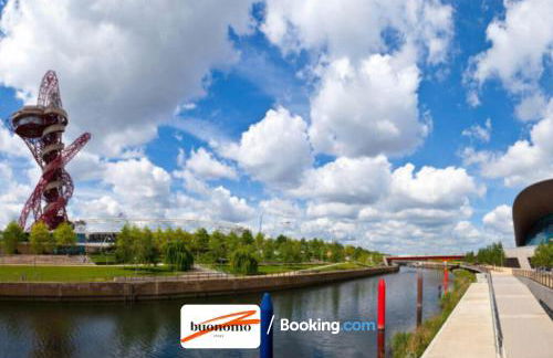 Three Bedroom Apartment At Buonomo Stays Short Lets & Serviced Accommodation With Netflix & Games - Foto 22