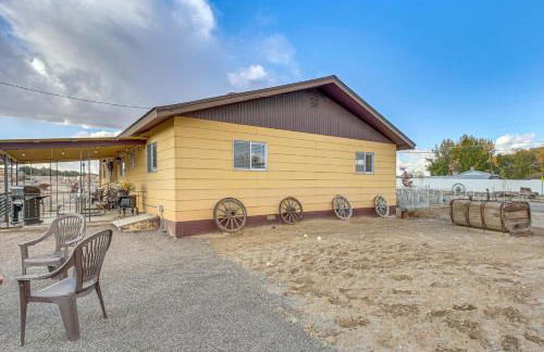 On 17-Acre Lot with Barn and Patio Rural Aztec Home - Foto 25