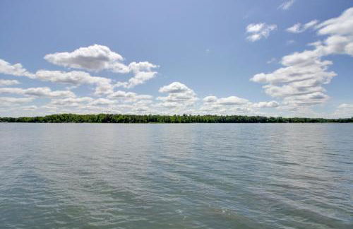 Lakefront Nevis Cabin Escape with Hot Tub! - Foto 36