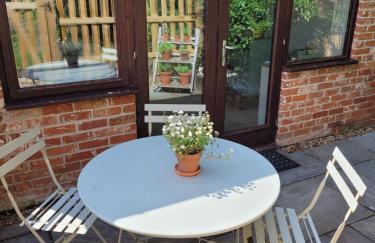 Entire 2 bed coach house in peaceful Norfolk village - Foto 27