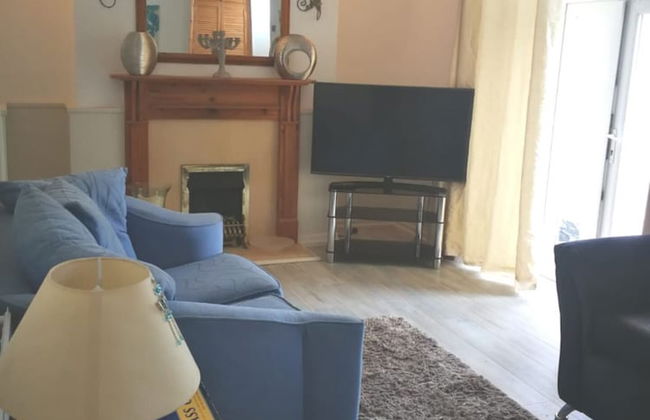 House Sleeps 7 With Hot Tub & Pets - Foto 14