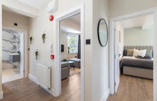 Kew View Suite 2BR Sleeps 9, Walk to Tube & Sights - Foto 25