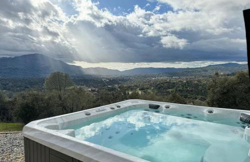 Relax Under the Stars, Best view in town , Yosemite House with Firepit, Hot Tub, Game Room & Pool table - Foto 33