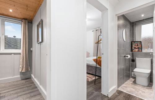 Churchill Apartment- 4 Beds- Free Parking- Near NEC BHX & HS2 - Foto 34