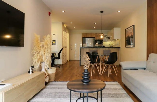 w Splendid 1BR With Balcony in Miraflores - Photo 14