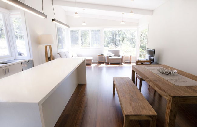 Royal National Park Cottages - Photo 9