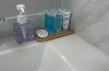 Contemporary Ocean View Suite - Heart of Waikiki! - Foto 17