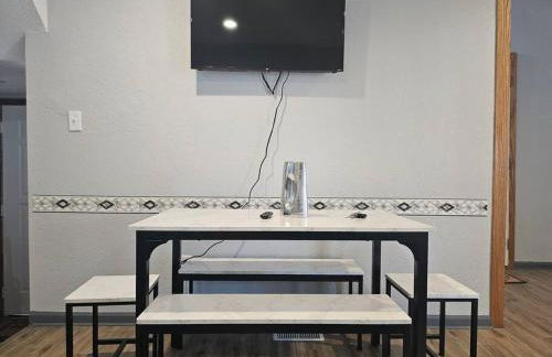 Spacious Duplex by Fairgrounds & Downtown with Fire Pit - Foto 13