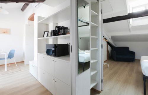 HACCA Collection - Porta Venezia Attic 2BR - Photo 14