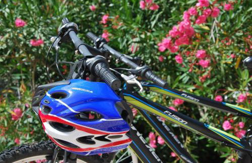 Private luxury Villa BIANCO on Solta for up to 10 persons, heated pool, free parking, very close to the beach! FREE Kajak & Mountainbikes, GREAT living area & privacy! - Foto 37