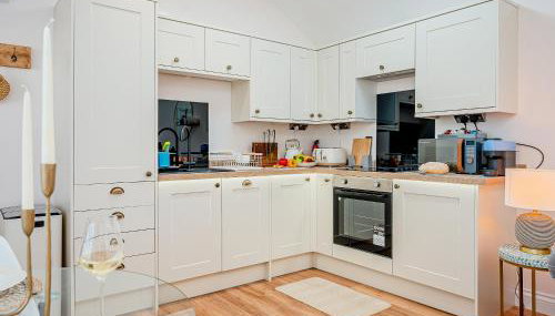 The Hideaway - Photo 5