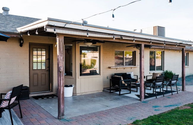 Perfect 4 Bdrm Home With Pool and Game Room! - Foto 34