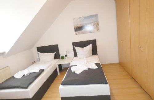 SUNNYHOME Monteurwohnungen und Apartments in Wackersdorf - Foto 4