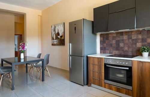 Queen Electra with pool and tennis court - Photo 59