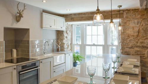 no 8 main street - Foto 1