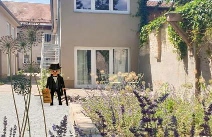 Travel Art Boardinghouse - Photo 1