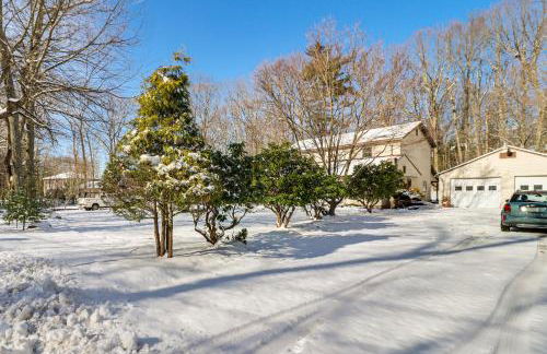 4 Mi to Camelback! Group-Friendly Poconos Cabin - Foto 35