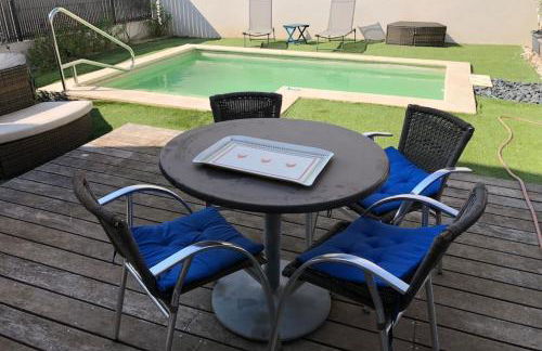 Agréable et lumineuse maison t4 air conditionné piscine jacuzzi parking - Foto 45