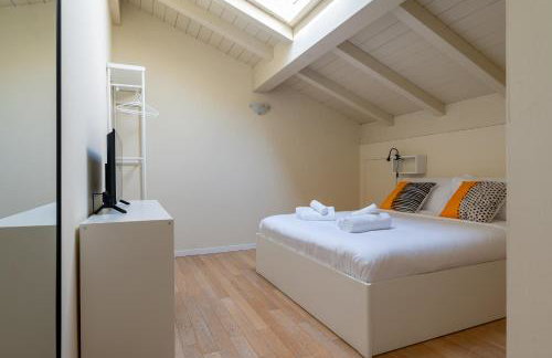 BolognaCentro 9 People Loft Private Lift and Terrace - Foto 67