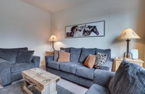 Charming Redmond Townhome with Resort Amenities - Photo 4