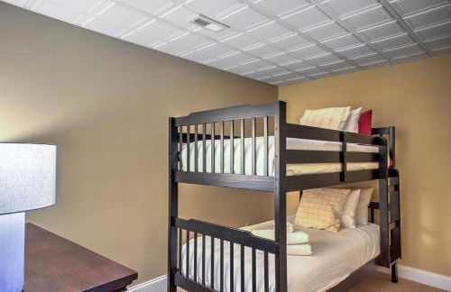 Hot Tub, Deck w/ Breathtaking Mountain Views - Foto 29