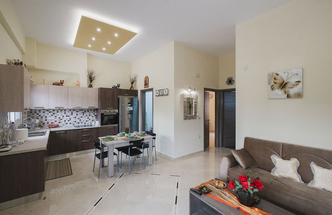 Spacious & New fully equipped Home with Parking - Foto 24