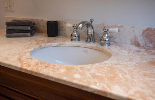 Summer and Fall in Sheffield with Monthly Special Pricing Available - Foto 38