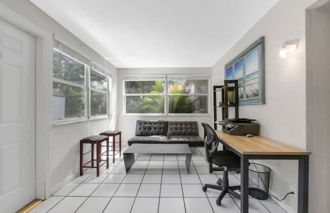 5140 Duplex in Oakland Park - Photo 3