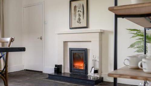 Ouse View House, Historic House with Log Burner and Countryside Views Near York - Foto 2