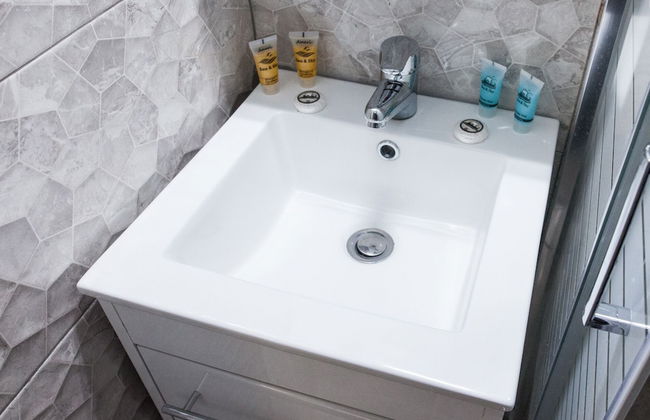 Modern apt with Increbilbe Athens Views - Foto 23