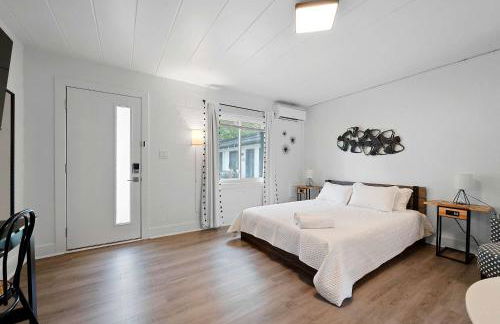 Chic City Retreat 93B - Photo 18