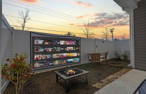 Little River 3BR Villa with Outdoor Movies & Fire Pit, Indoor Fire Place, Arcades, & Beach! - Foto 21