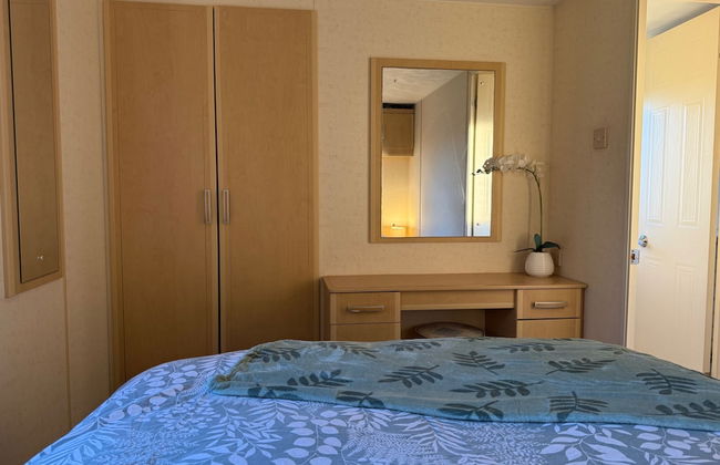 Captivating 2-bed Static Caravan in Holyhead - Foto 5