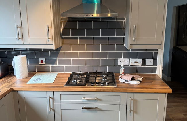 Modern 4 Bedroom Detached House in Cardiff - Foto 13