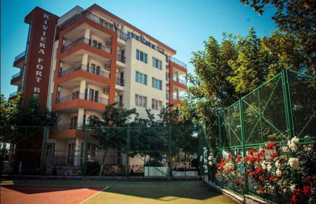 Seaside Studio Apartment in Ravda - Photo 37