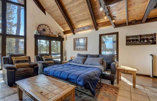 Moose Tracks Cabin - Hot Tub BBQ Billiards Groups - Foto 12