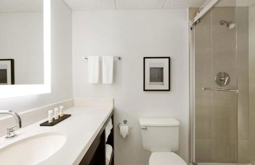 Cozy Two Room Suite with Modern Touches and Pool - Foto 7