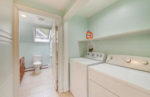 Searsport Paradise with Private Pool and Patio! - Foto 15