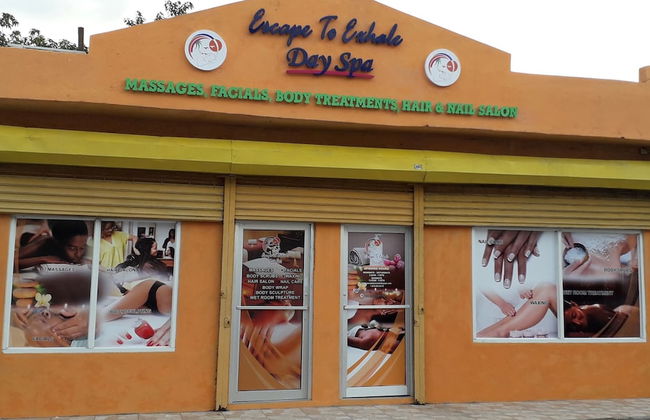 Holiday House Second floor Ste - Photo 21