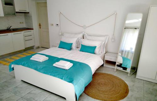 Olive Tree Apartments - Photo 11