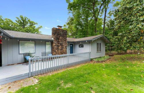 5 BR lakefront home with swim dock bunk room High Speed WiFi - Foto 2