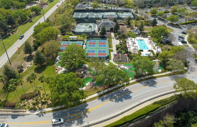 Stunning 5 Bd Home w Pool Close to Disney 7420 - Foto 41